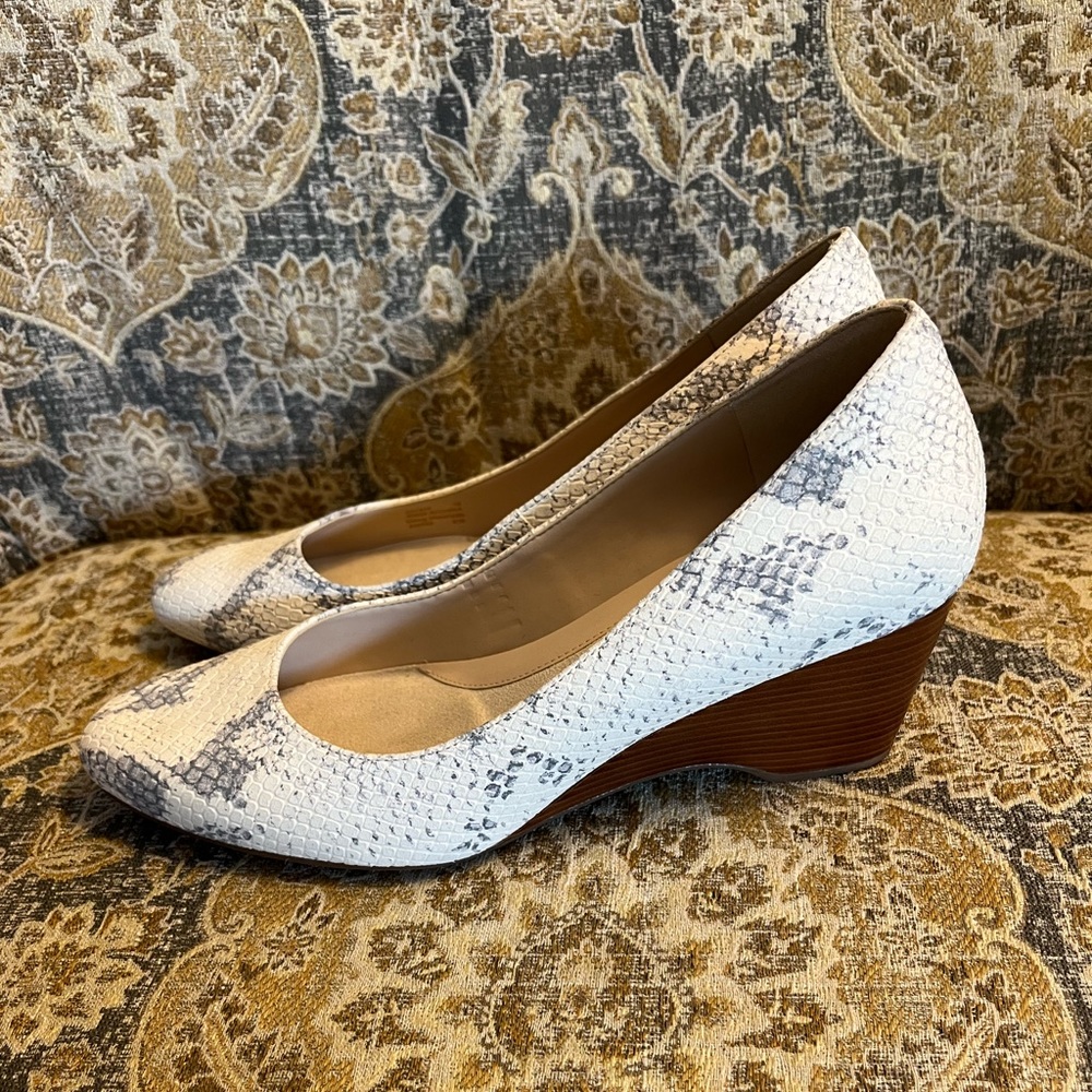 Snakeskin Cole Hann Wedge Pump